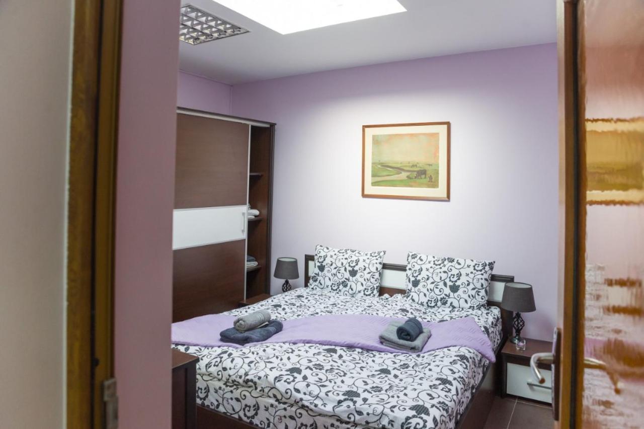 Central House Varna Exterior photo